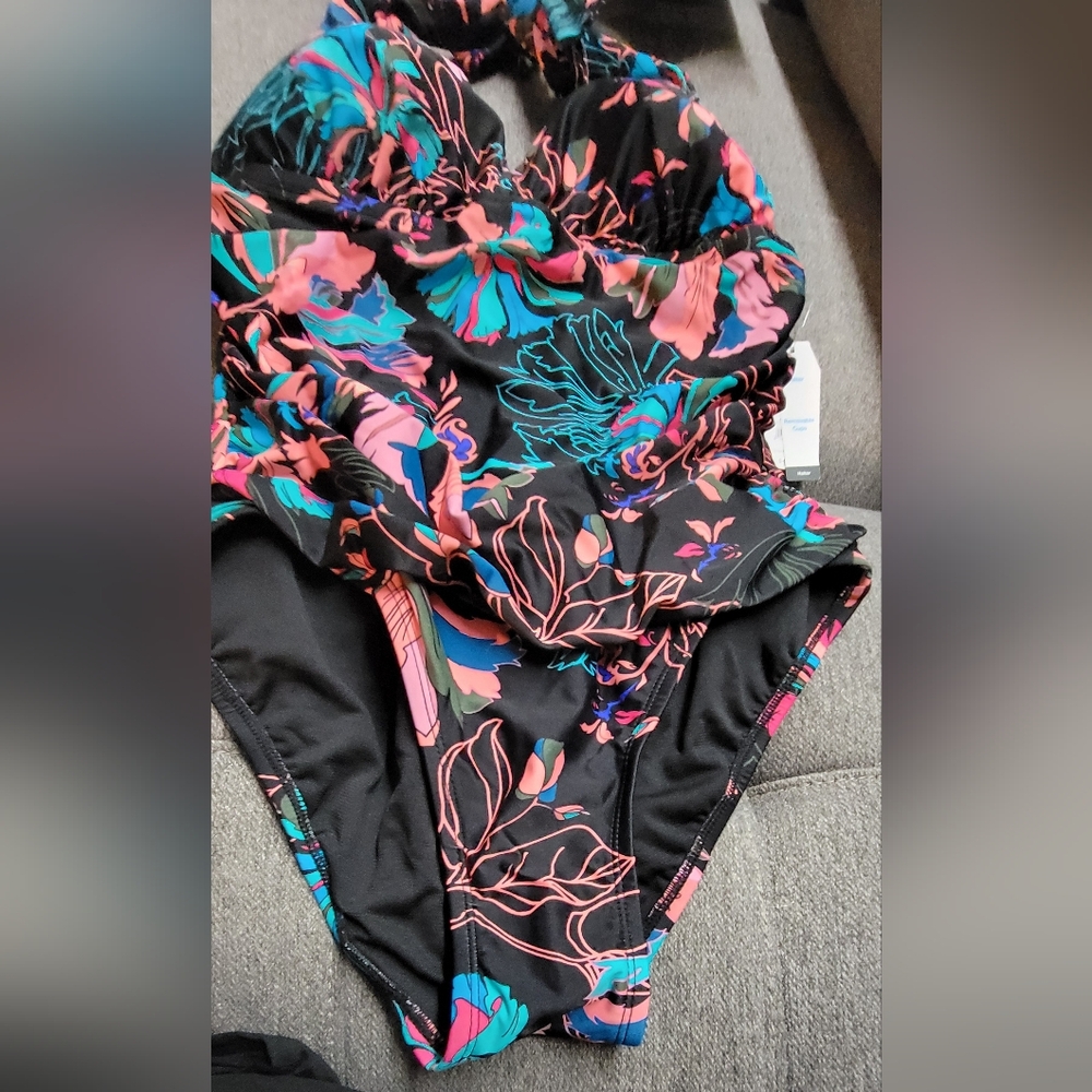 NWT Time Tru One Piece Swimsuit Size XL